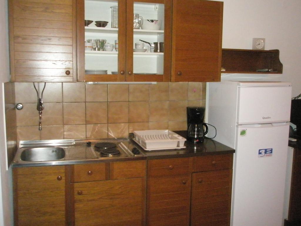 Studio Apartment Jadranko Duga Uvala Krnica Værelse billede